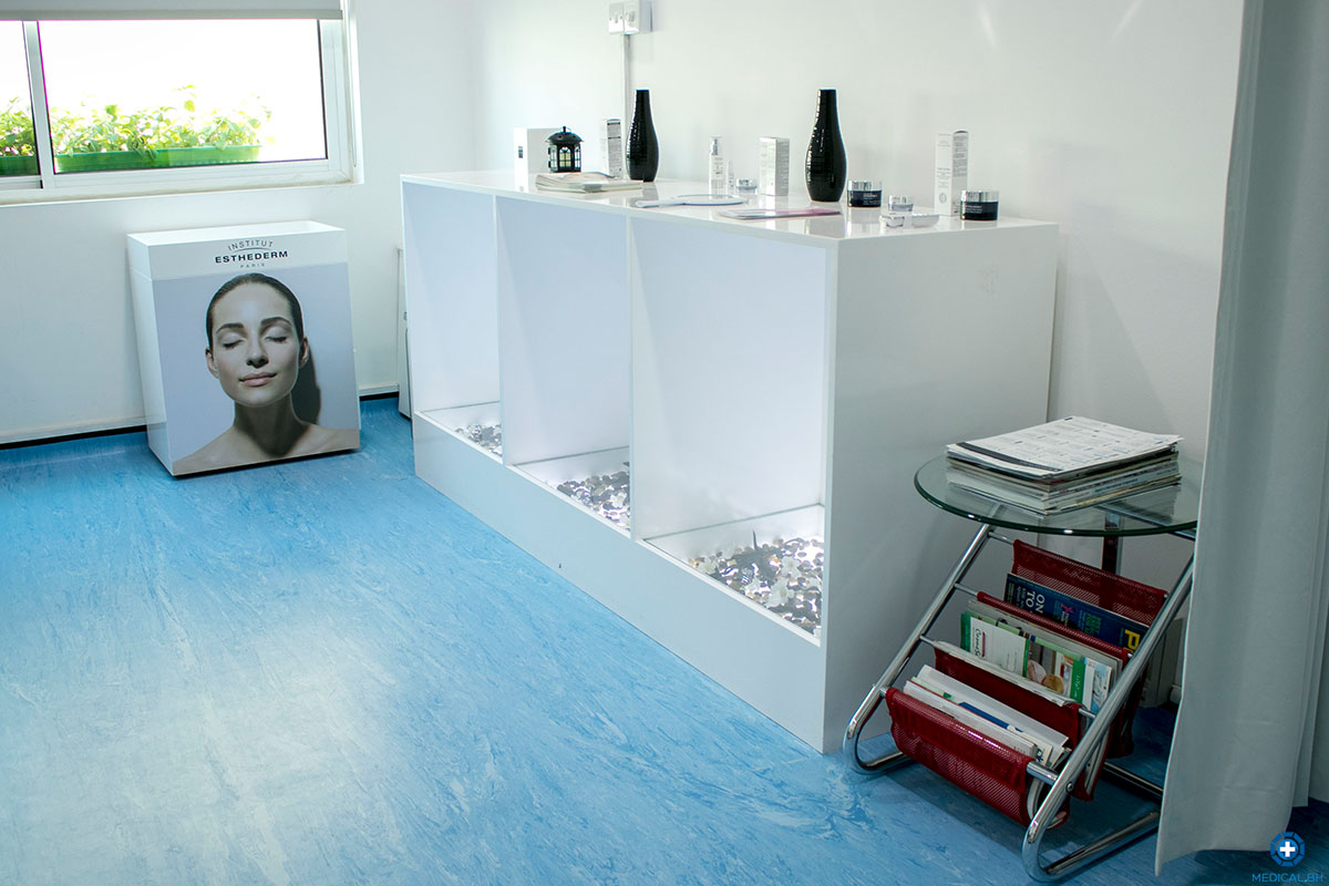 Waiting area 