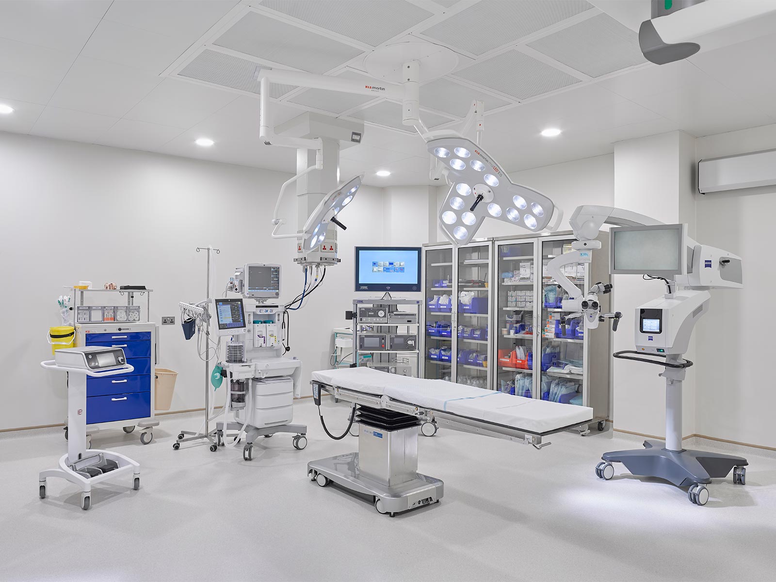 Operating theatre